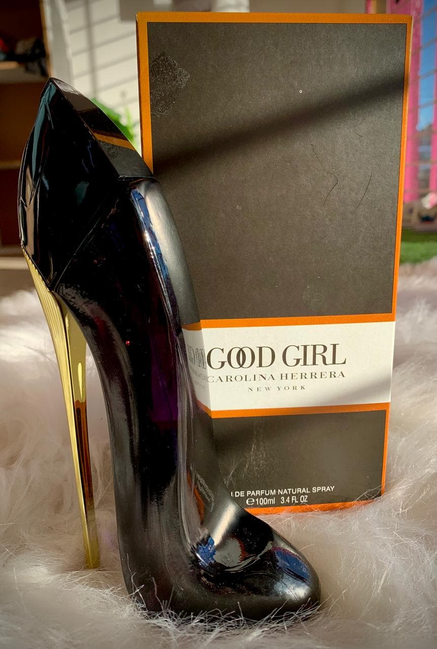 Good GIrls by CAROLINA HERRERA