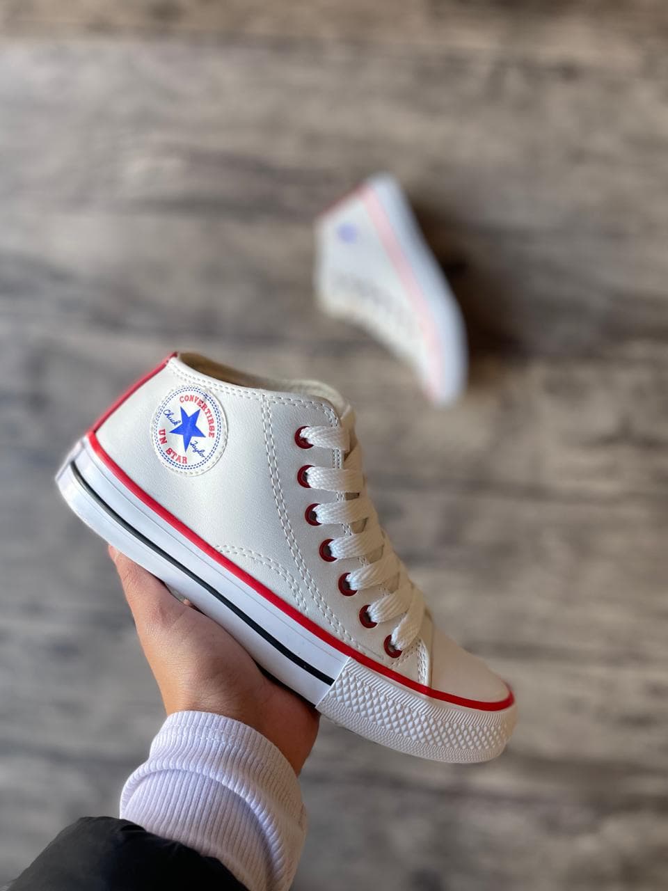 Botita Eco Cuero Blanco y Rojo